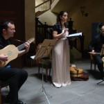 ¡Un banquete musical; Música española para comer, cantar y bailar!